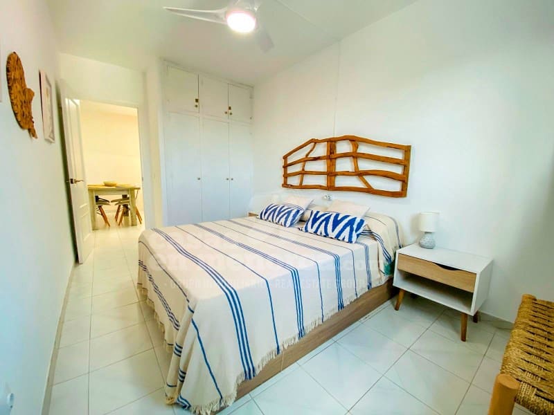 1 soveværelse Lejlighed til salg i Cala'n Blanes - € 230.000 (Ref: 8823026)