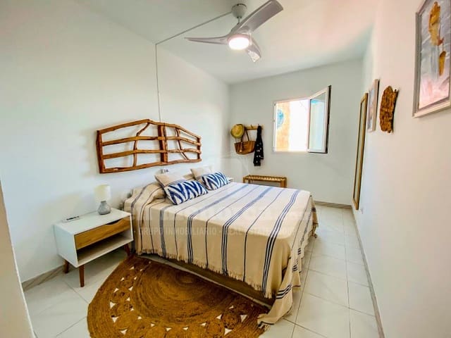 1 soveværelse Lejlighed til salg i Cala'n Blanes, Ciutadella de Menorca - € 230.000 (Ref: 8823026)