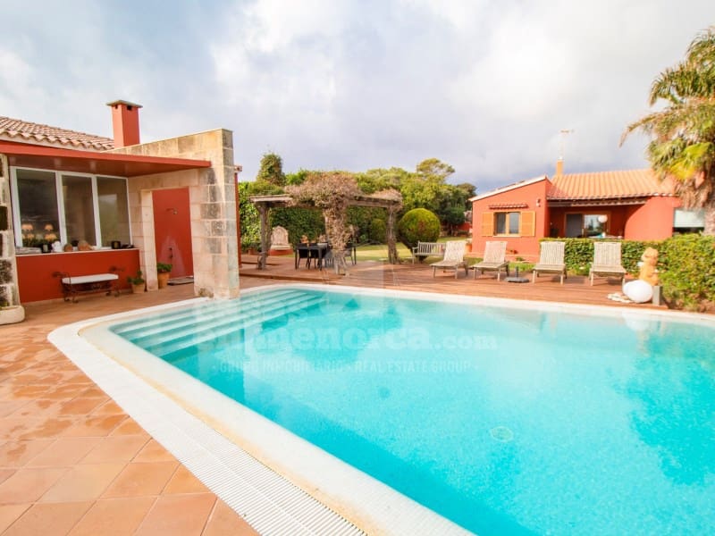 4 Zimmer Villa zu verkaufen in Punta Prima mit Pool Garage - 3.000.000 € (Ref: 8834512)