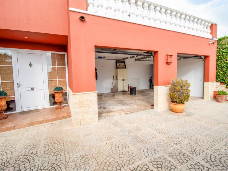 4 Zimmer Villa zu verkaufen in Punta Prima mit Pool Garage - 3.000.000 € (Ref: 8834512)