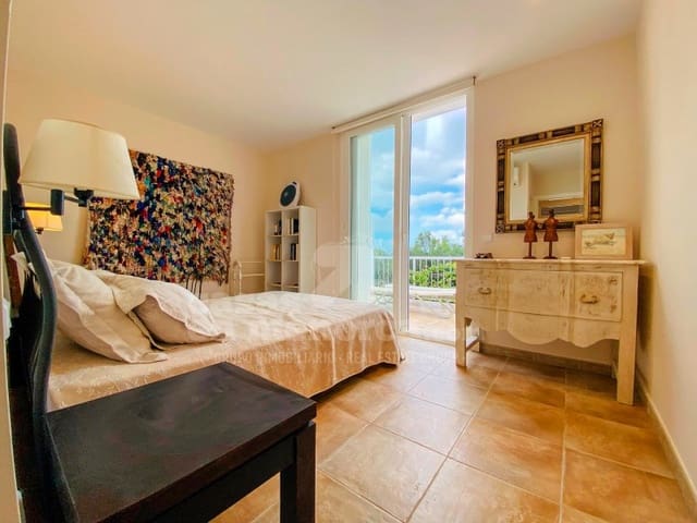 4 soveværelse Villa til salg i Coves Noves, Es Mercadal med swimmingpool garage - € 595.000 (Ref: 8847817)