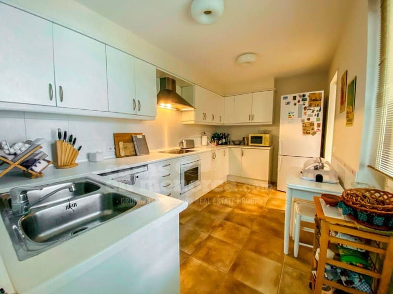 4 soveværelse Villa til salg i Coves Noves med swimmingpool garage - € 595.000 (Ref: 8847817)