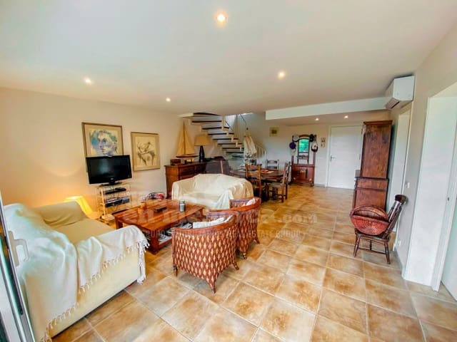 4 soveværelse Villa til salg i Coves Noves, Es Mercadal med swimmingpool garage - € 595.000 (Ref: 8847817)