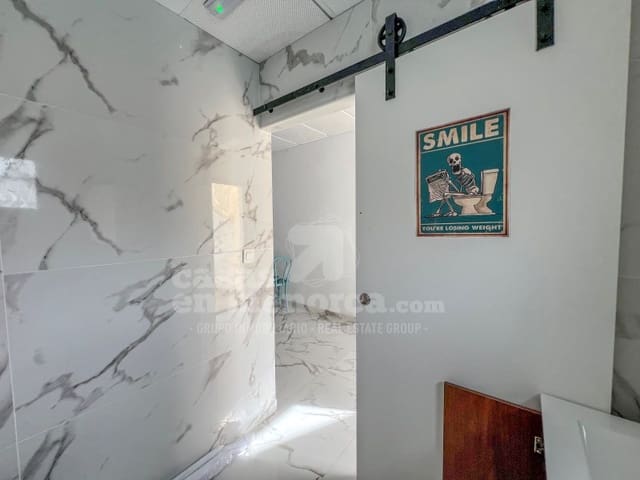 Kommersiell till salu i Cala'n Porter, Alayor / Alaior - 192 000 € (Ref: 8857777)