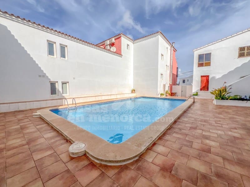 Commercial for sale in Cala'n Porter - € 170,000 (Ref: 8857778)