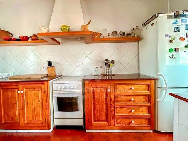 4 makuuhuone Maalaistalo myytävänä paikassa Cala Blanca, Ciutadella de Menorca - 625 000 € (Ref: 8881832)