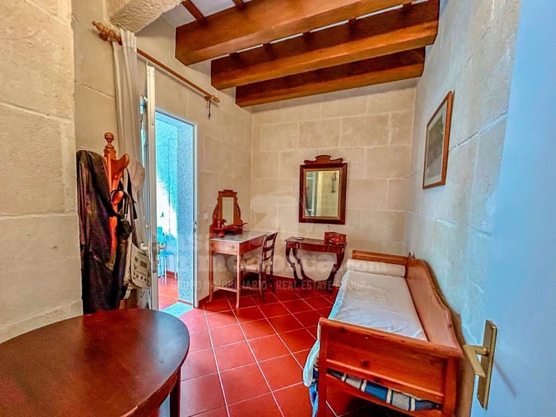 4 slaapkamer Finca/Landhuis te koop in Cala Blanca - € 625.000 (Ref: 8881832)