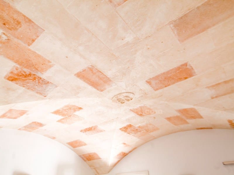 4 soveværelse Finca/Landehus til salg i Llucmacanes med swimmingpool garage - € 790.000 (Ref: 8888615)