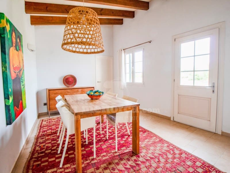 4 soveværelse Finca/Landehus til salg i Llucmacanes med swimmingpool garage - € 790.000 (Ref: 8888615)