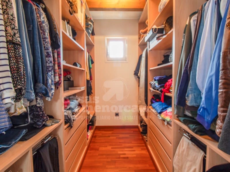 4 soveværelse Finca/Landehus til salg i Llucmacanes med swimmingpool garage - € 790.000 (Ref: 8888615)