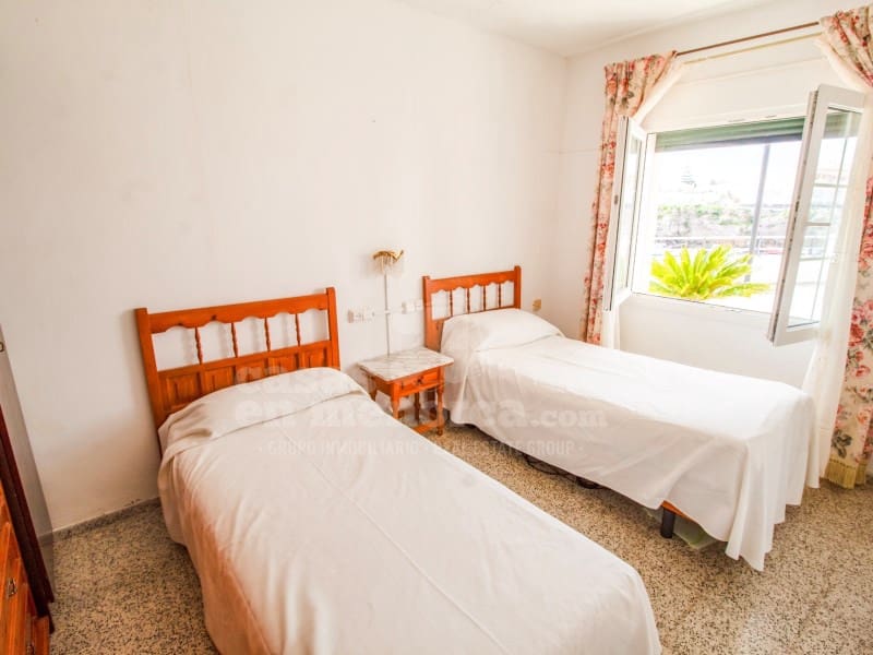 4 soveværelse Byhus til salg i Es Castell - € 680.000 (Ref: 8900619)