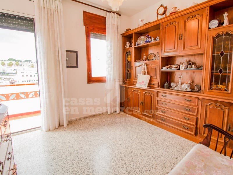 4 soveværelse Byhus til salg i Es Castell - € 680.000 (Ref: 8900619)