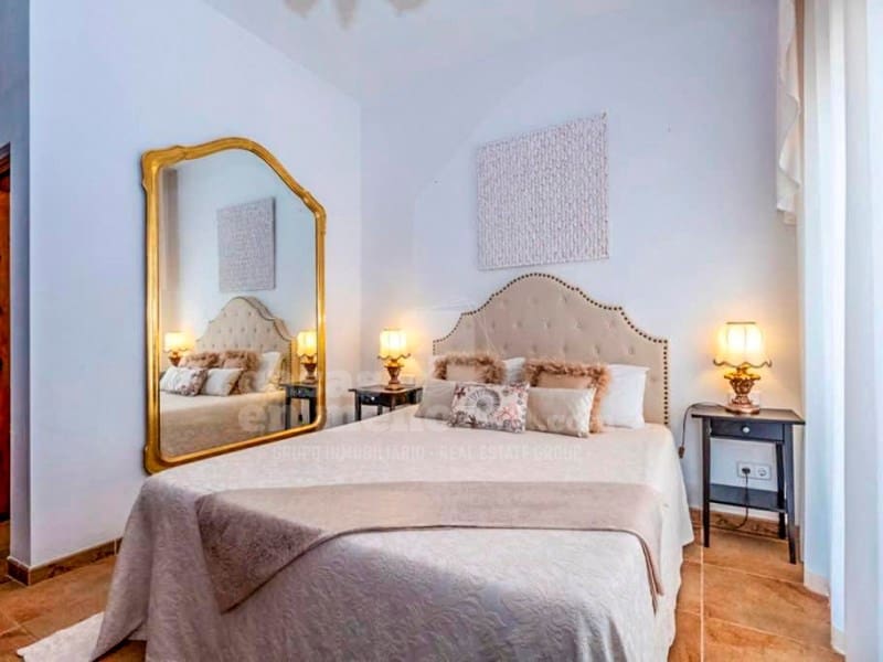 4 soveværelse Villa til salg i Binibeca med swimmingpool garage - € 1.950.000 (Ref: 8911518)