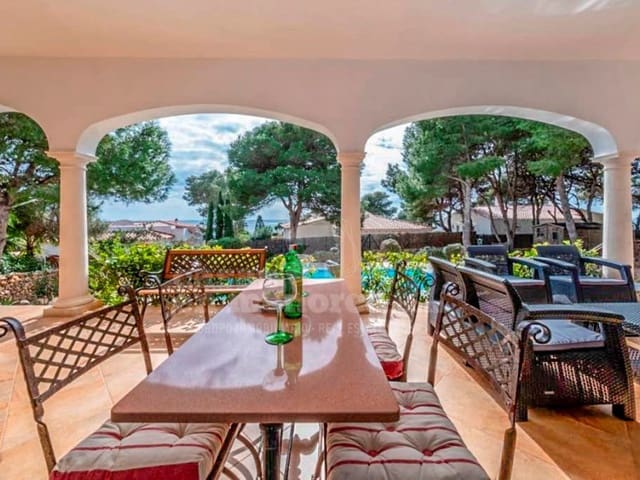 4 soveværelse Villa til salg i Binibeca, San Luis / Sant Lluís med swimmingpool garage - € 1.950.000 (Ref: 8911518)