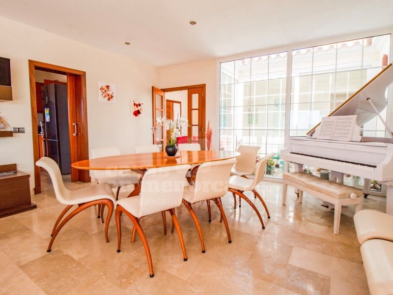 6 soveværelse Villa til salg i Binidali med swimmingpool - € 1.800.000 (Ref: 8913304)