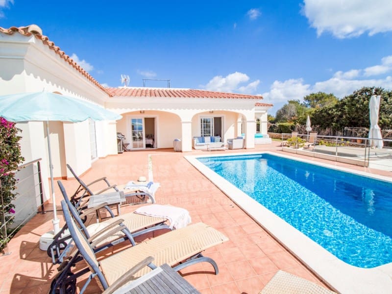 6 soveværelse Villa til salg i Binidali med swimmingpool - € 1.800.000 (Ref: 8913304)