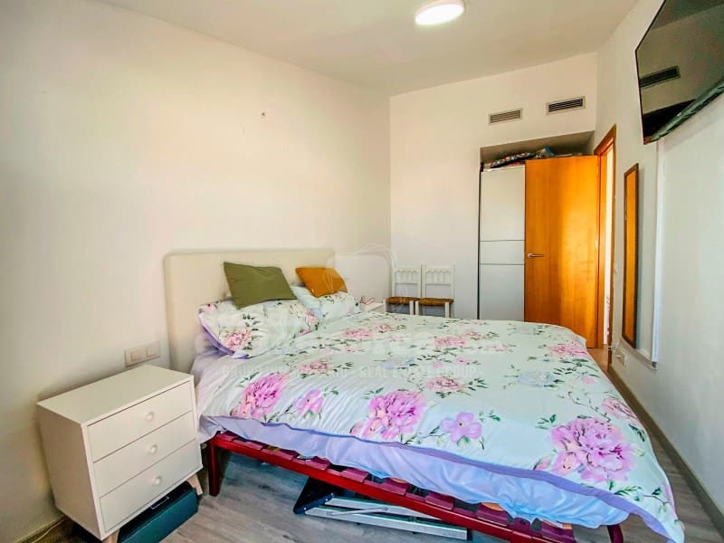 1 soveværelse Lejlighed til salg i Ciutadella de Menorca med swimmingpool - € 275.000 (Ref: 8915635)