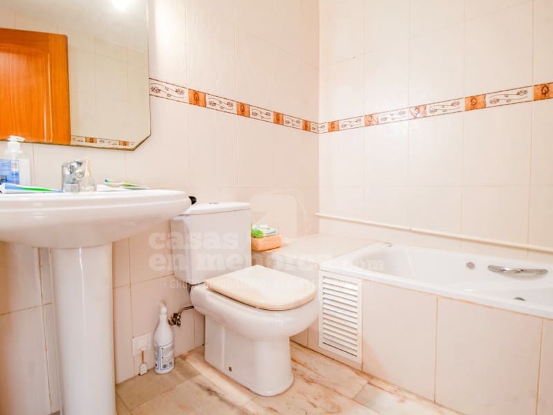 4 soveværelse Lejlighed til salg i Mahon / Mao - € 450.000 (Ref: 8915637)