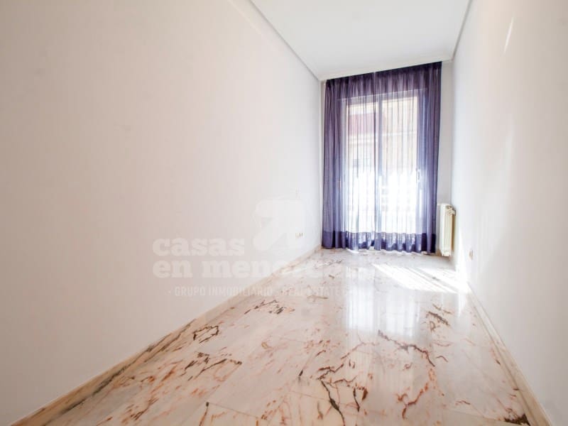 4 soveværelse Lejlighed til salg i Mahon / Mao - € 450.000 (Ref: 8915637)