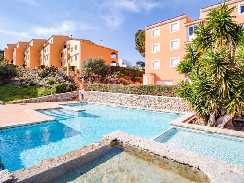 2 soveværelse Lejlighed til salg i Alayor / Alaior med swimmingpool - € 395.000 (Ref: 8932669)