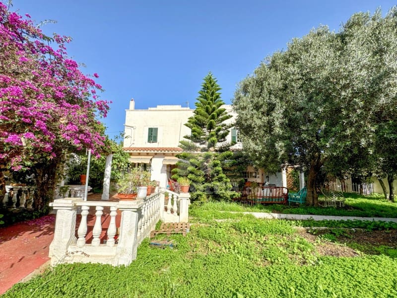 4 sypialnia Dom na sprzedaż w Mahon / Mao z garażem - 995 000 € (Ref: 8944295)