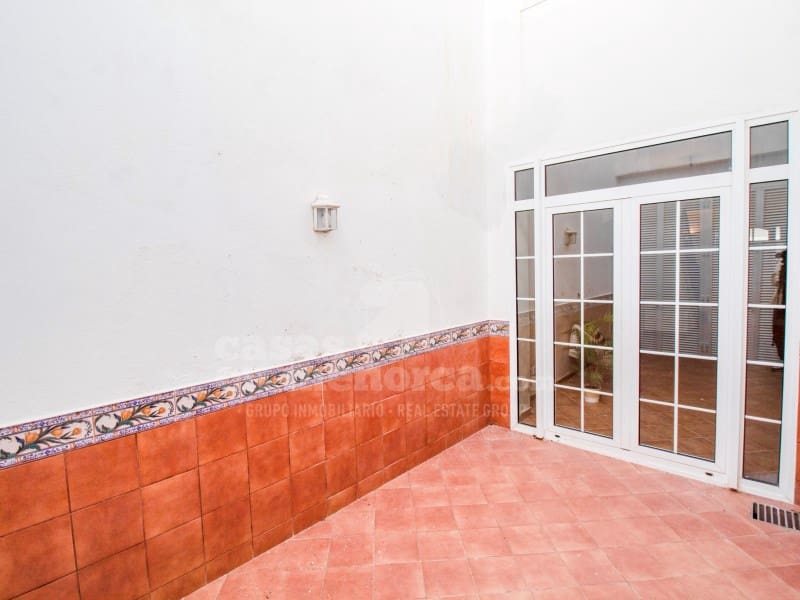 6 soverom Hus til salgs i Mahon / Mao - € 595 000 (Ref: 8944296)