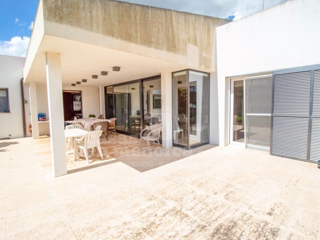 4 soverom Villa til salgs i Mahón / Maó med svømmebasseng garasje - € 1 600 000 (Ref: 8947340)