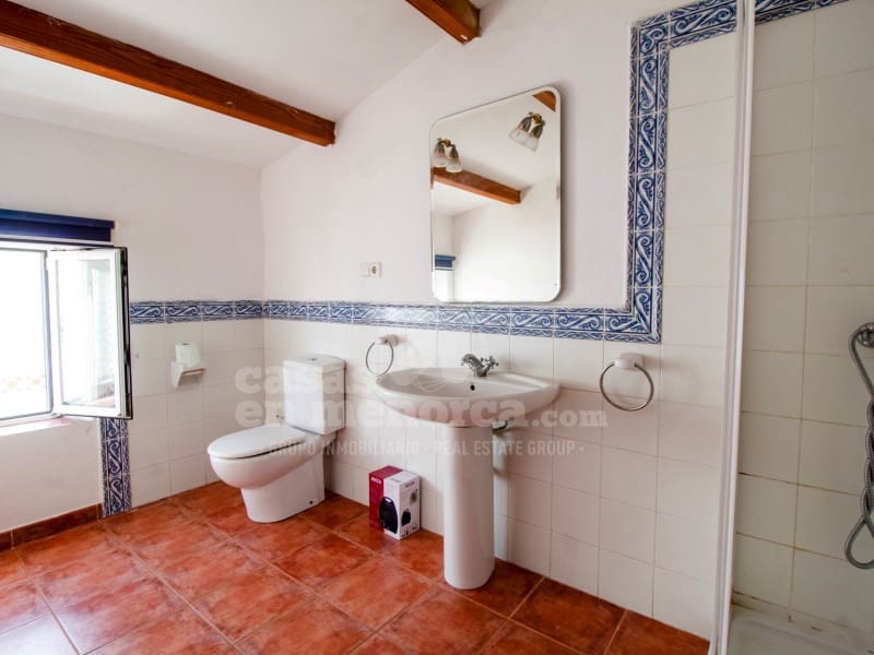 5 quarto Casa em Banda para venda em Es Castell - 720 000 € (Ref: 8982634)