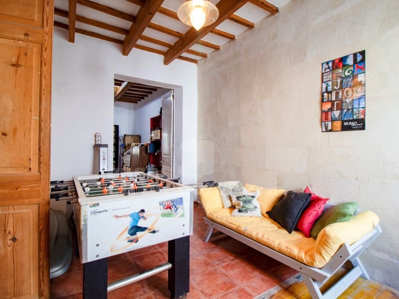 5 quarto Casa em Banda para venda em Es Castell - 720 000 € (Ref: 8982634)
