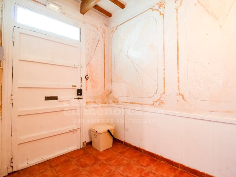 5 quarto Casa em Banda para venda em Es Castell - 720 000 € (Ref: 8982634)