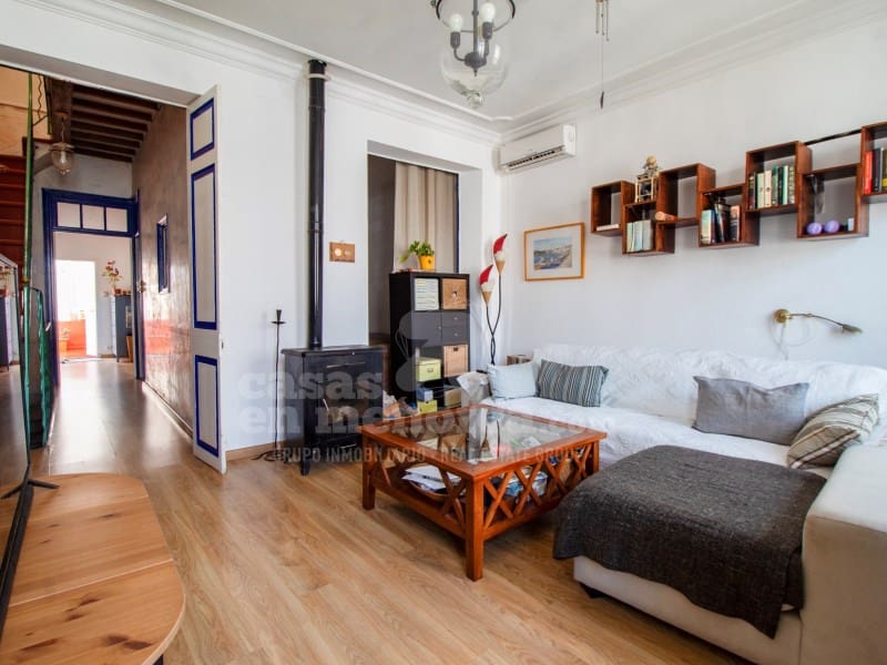 5 quarto Casa em Banda para venda em Es Castell - 720 000 € (Ref: 8982634)