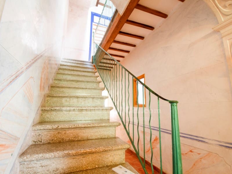 5 quarto Casa em Banda para venda em Es Castell - 720 000 € (Ref: 8982634)