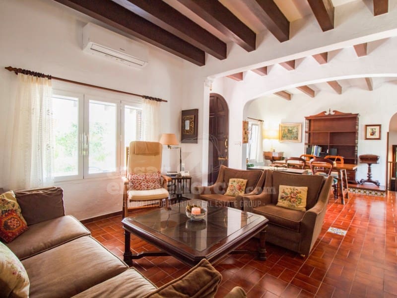 3 soveværelse Finca/Landehus til salg i San Luis / Sant Lluis med swimmingpool garage - € 1.100.000 (Ref: 8988746)