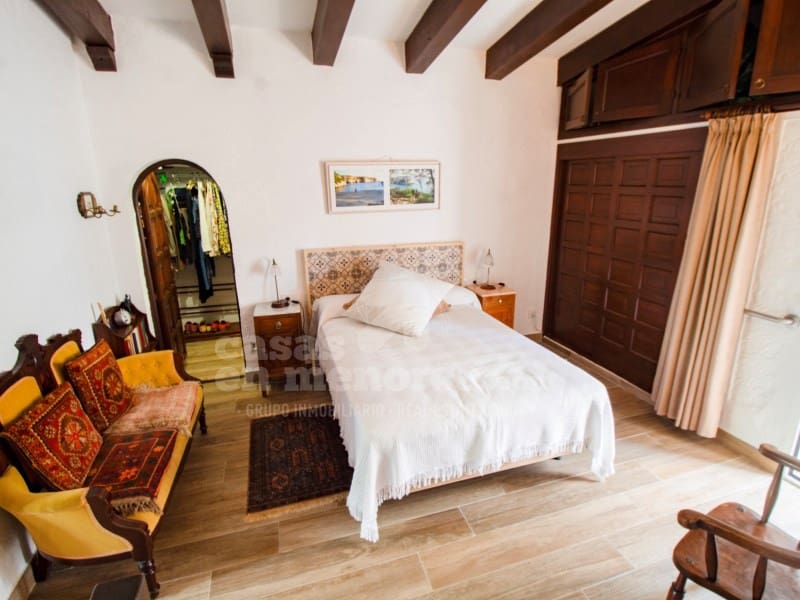 3 soveværelse Finca/Landehus til salg i San Luis / Sant Lluis med swimmingpool garage - € 1.100.000 (Ref: 8988746)