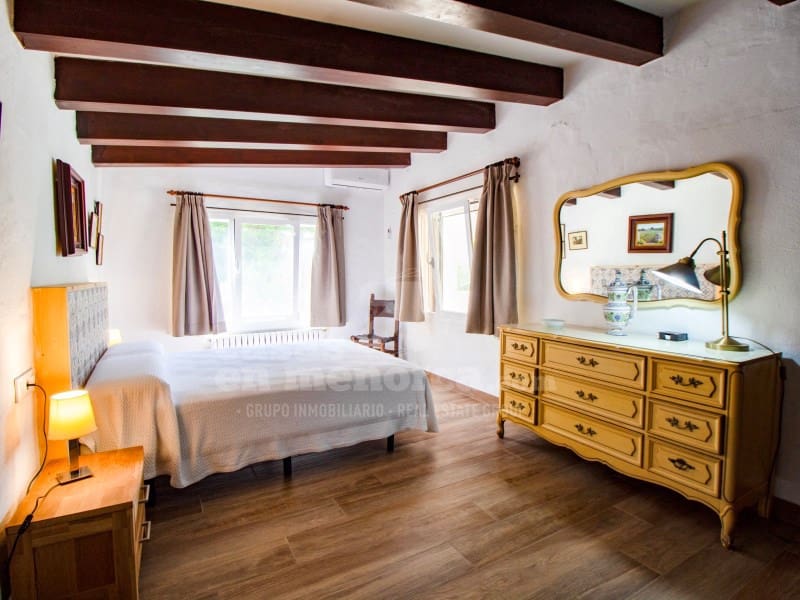 3 soveværelse Finca/Landehus til salg i San Luis / Sant Lluis med swimmingpool garage - € 1.100.000 (Ref: 8988746)