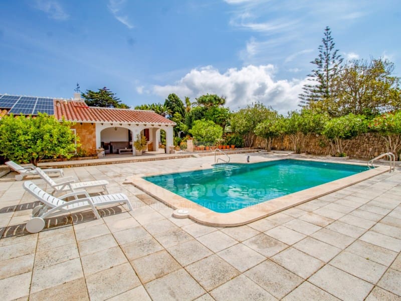 3 soveværelse Finca/Landehus til salg i San Luis / Sant Lluis med swimmingpool garage - € 1.100.000 (Ref: 8988746)