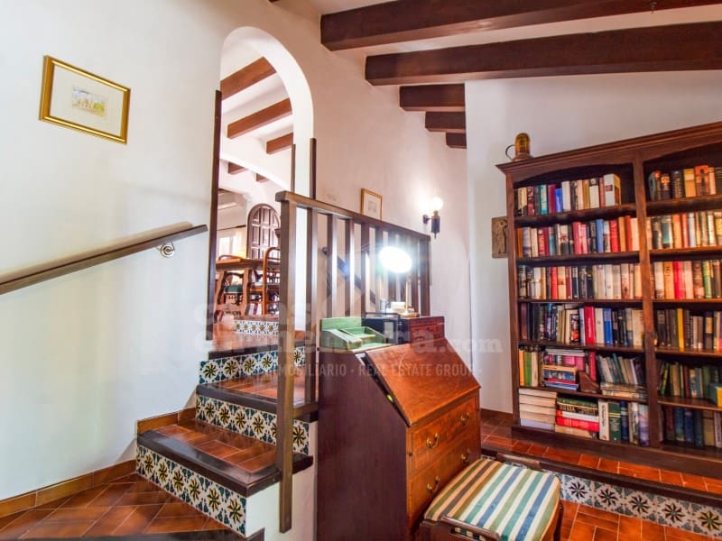 3 soveværelse Finca/Landehus til salg i San Luis / Sant Lluis med swimmingpool garage - € 1.100.000 (Ref: 8988746)