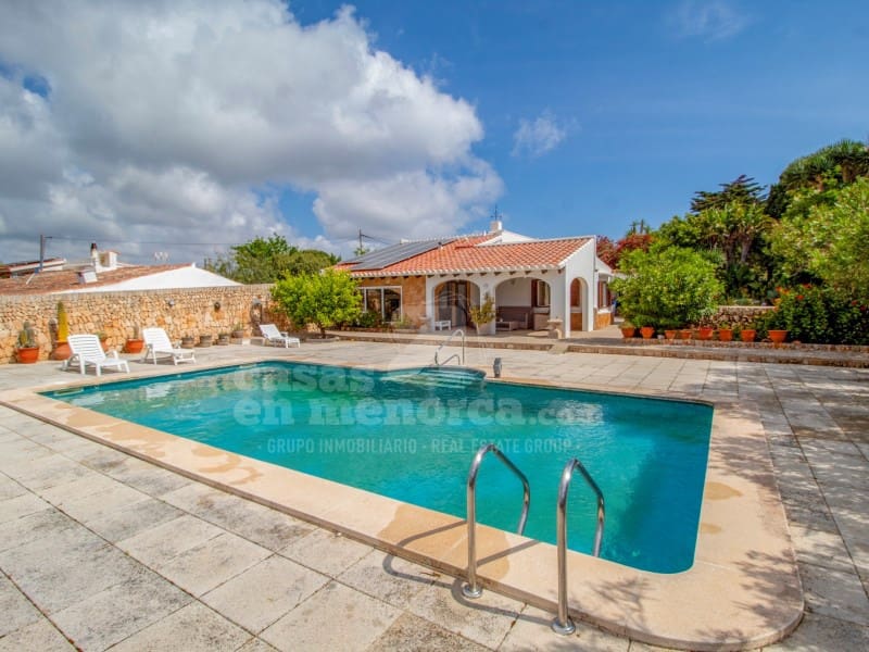 3 soveværelse Finca/Landehus til salg i San Luis / Sant Lluis med swimmingpool garage - € 1.100.000 (Ref: 8988746)