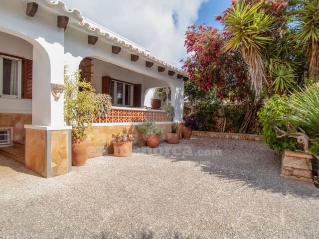 3 makuuhuone Maalaistalo myytävänä paikassa Cala d'Alcaufar, San Luis / Sant Lluís mukana uima-altaan 
autotalli - 1 100 000 € (Ref: 8988746)