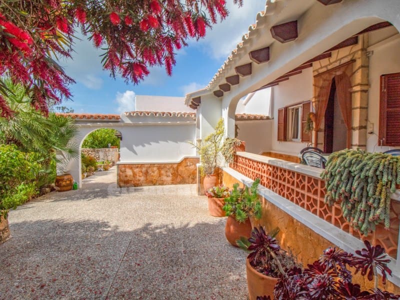 3 soveværelse Finca/Landehus til salg i San Luis / Sant Lluis med swimmingpool garage - € 1.100.000 (Ref: 8988746)