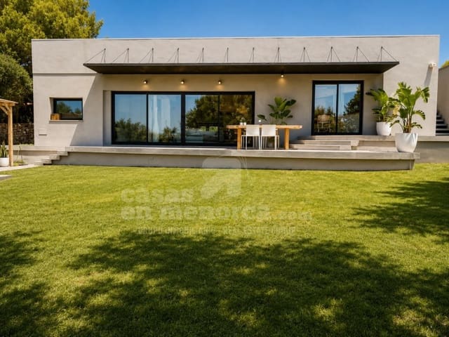 3 bedroom Villa for sale in San Luis / Sant Lluís with pool - € 1,600,000 (Ref: 8994107)