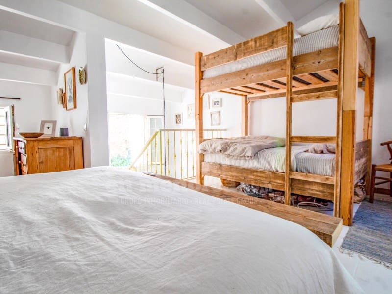 2 bedroom Townhouse for sale in Mahon / Mao - € 780,000 (Ref: 9001576)