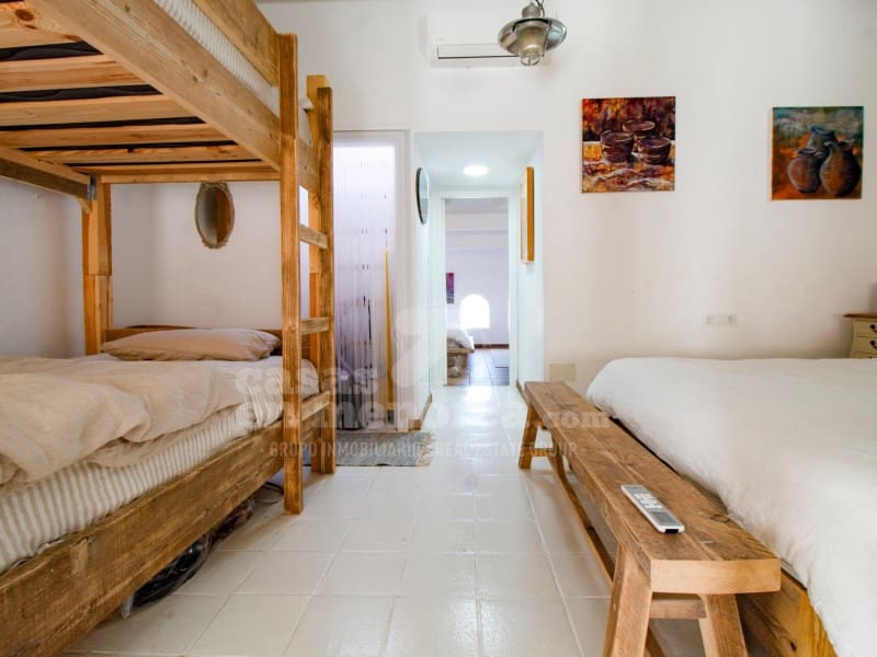 2 bedroom Townhouse for sale in Mahon / Mao - € 780,000 (Ref: 9001576)