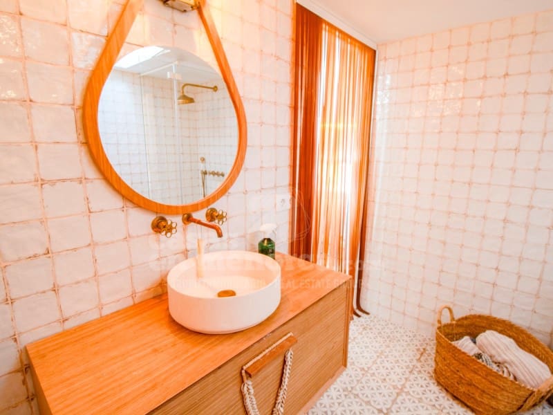 2 bedroom Townhouse for sale in Mahon / Mao - € 780,000 (Ref: 9001576)