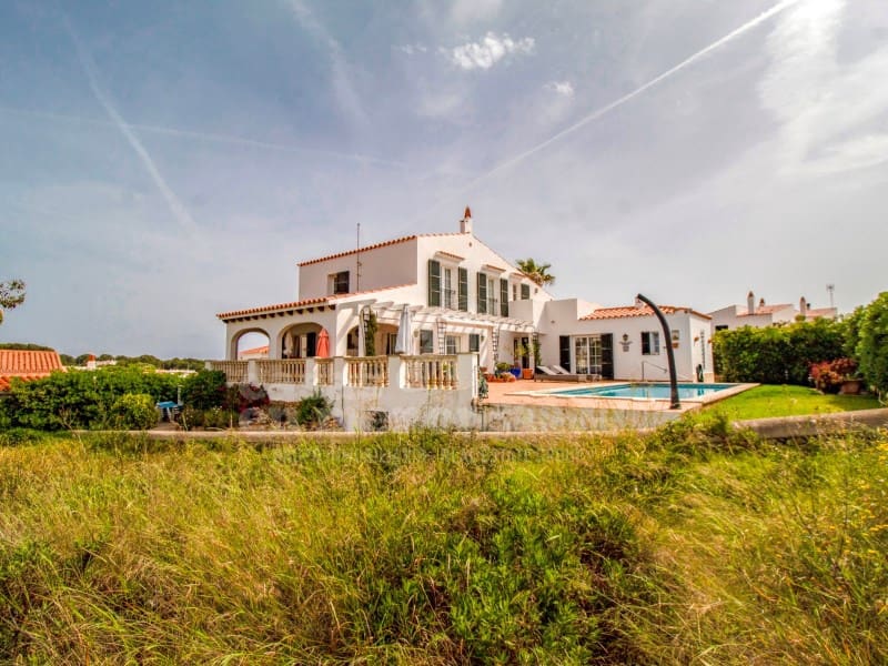 4 soveværelse Villa til salg i Es Mercadal med swimmingpool garage - € 830.000 (Ref: 9003585)