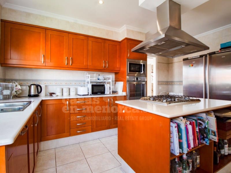 4 soveværelse Villa til salg i Es Mercadal med swimmingpool garage - € 830.000 (Ref: 9003585)