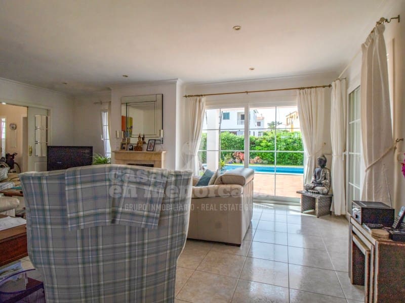 4 soveværelse Villa til salg i Es Mercadal med swimmingpool garage - € 830.000 (Ref: 9003585)