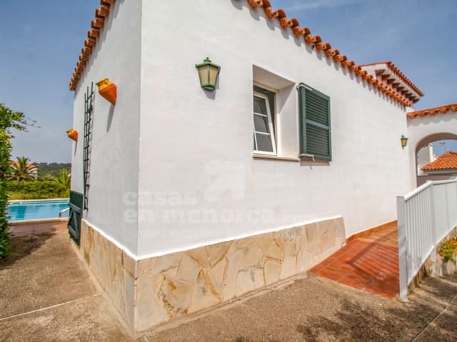 4 soverom Villa til salgs i Port d'Addaia, Es Mercadal med svømmebasseng garasje - € 830 000 (Ref: 9003585)