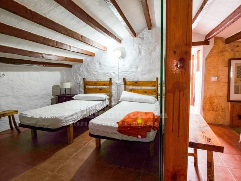 6 soveværelse Finca/Landehus til salg i Alayor / Alaior med garage - € 2.690.000 (Ref: 9007664)