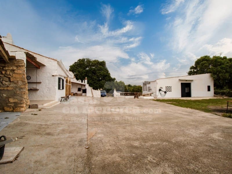 6 soveværelse Finca/Landehus til salg i Alayor / Alaior med garage - € 2.690.000 (Ref: 9007664)